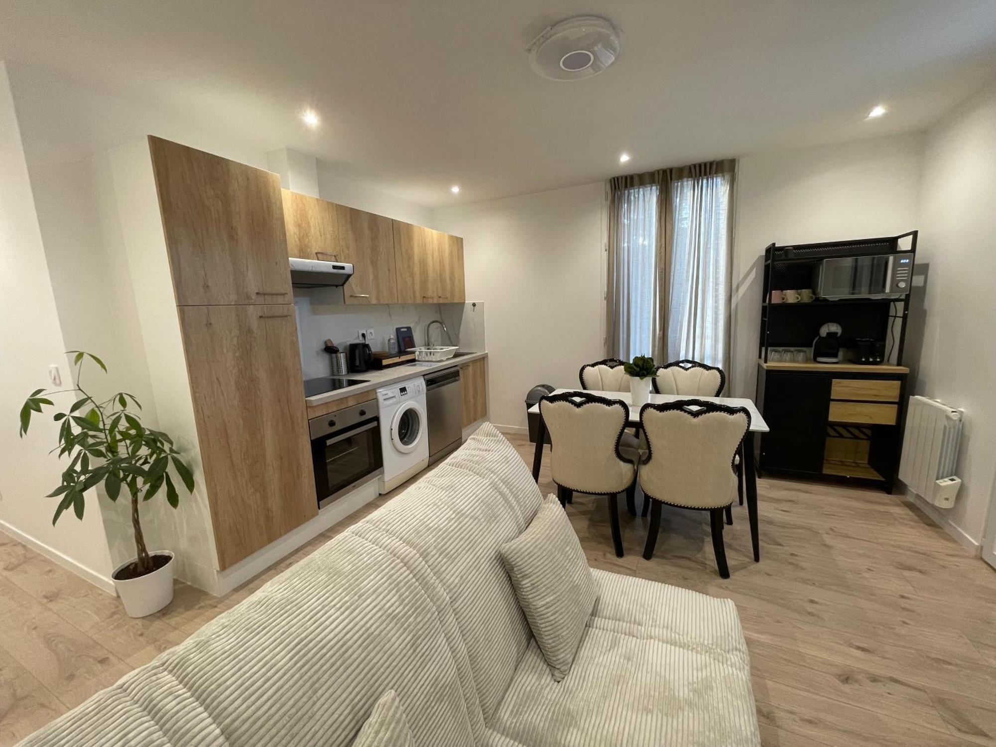 Appartement Avec Terrasse Et Ciel Etoile ! Noisy-le-Sec Dış mekan fotoğraf