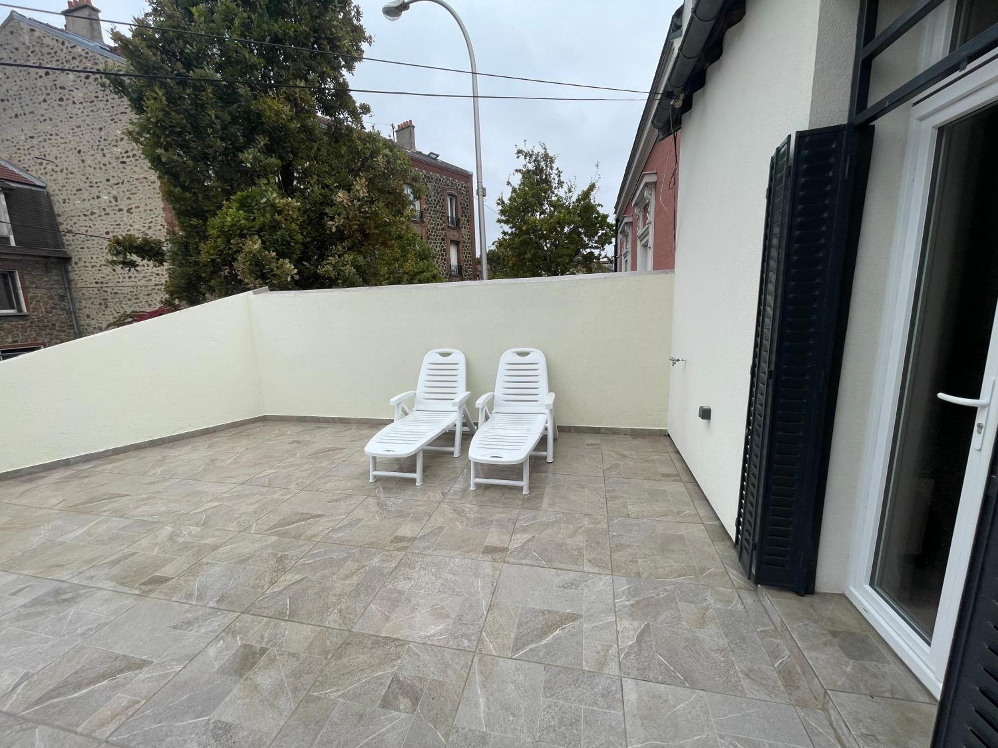 Appartement Avec Terrasse Et Ciel Etoile ! Noisy-le-Sec Dış mekan fotoğraf