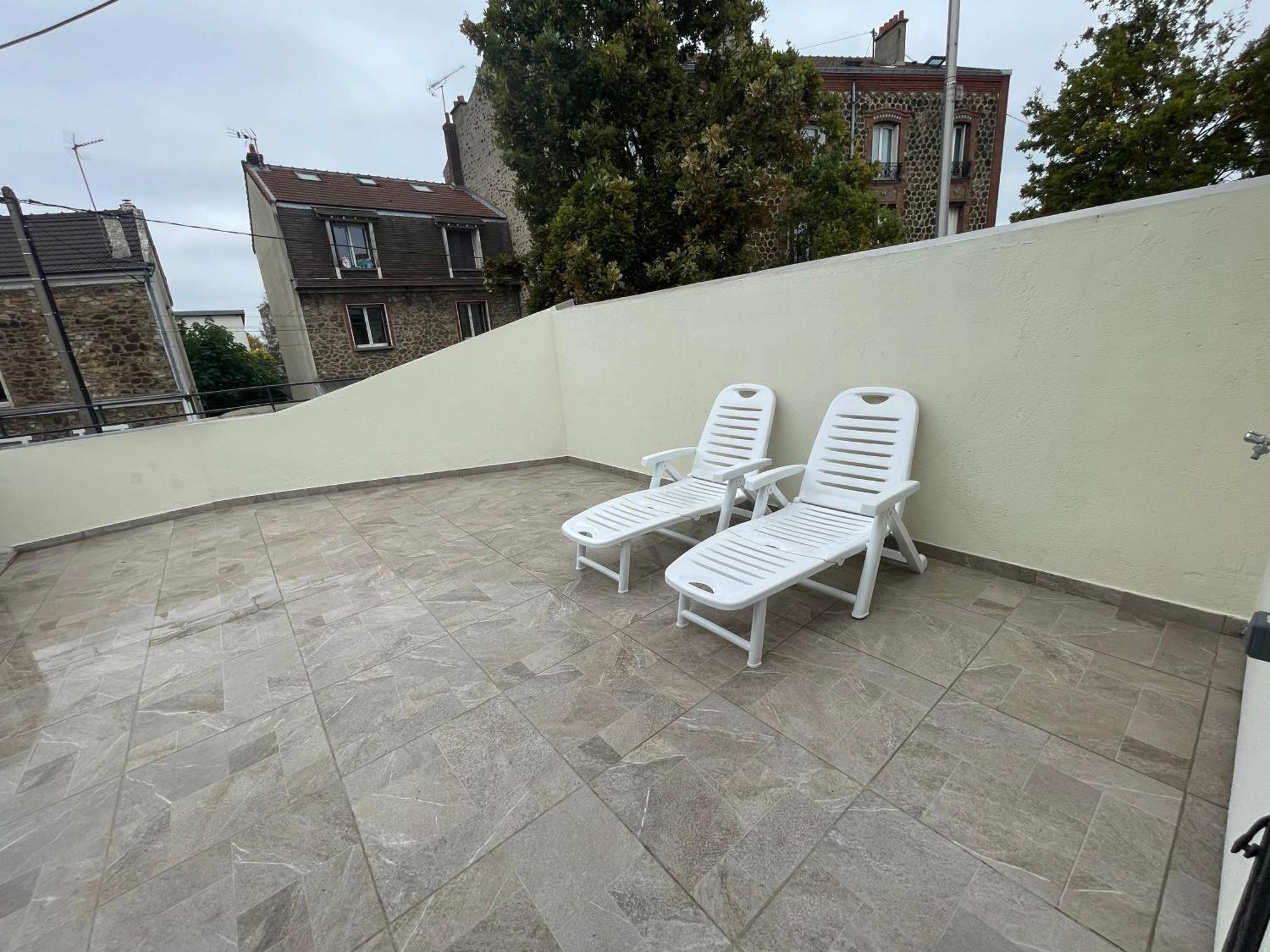 Appartement Avec Terrasse Et Ciel Etoile ! Noisy-le-Sec Dış mekan fotoğraf