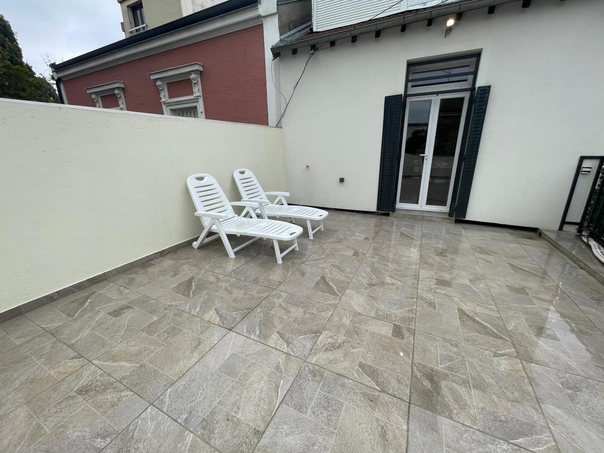 Appartement Avec Terrasse Et Ciel Etoile ! Noisy-le-Sec Dış mekan fotoğraf